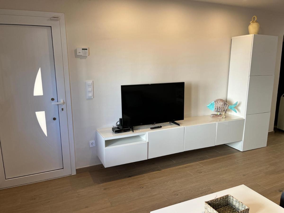Apartamento En La Playa. Free Parking. Free Wifi L' Escala Esterno foto